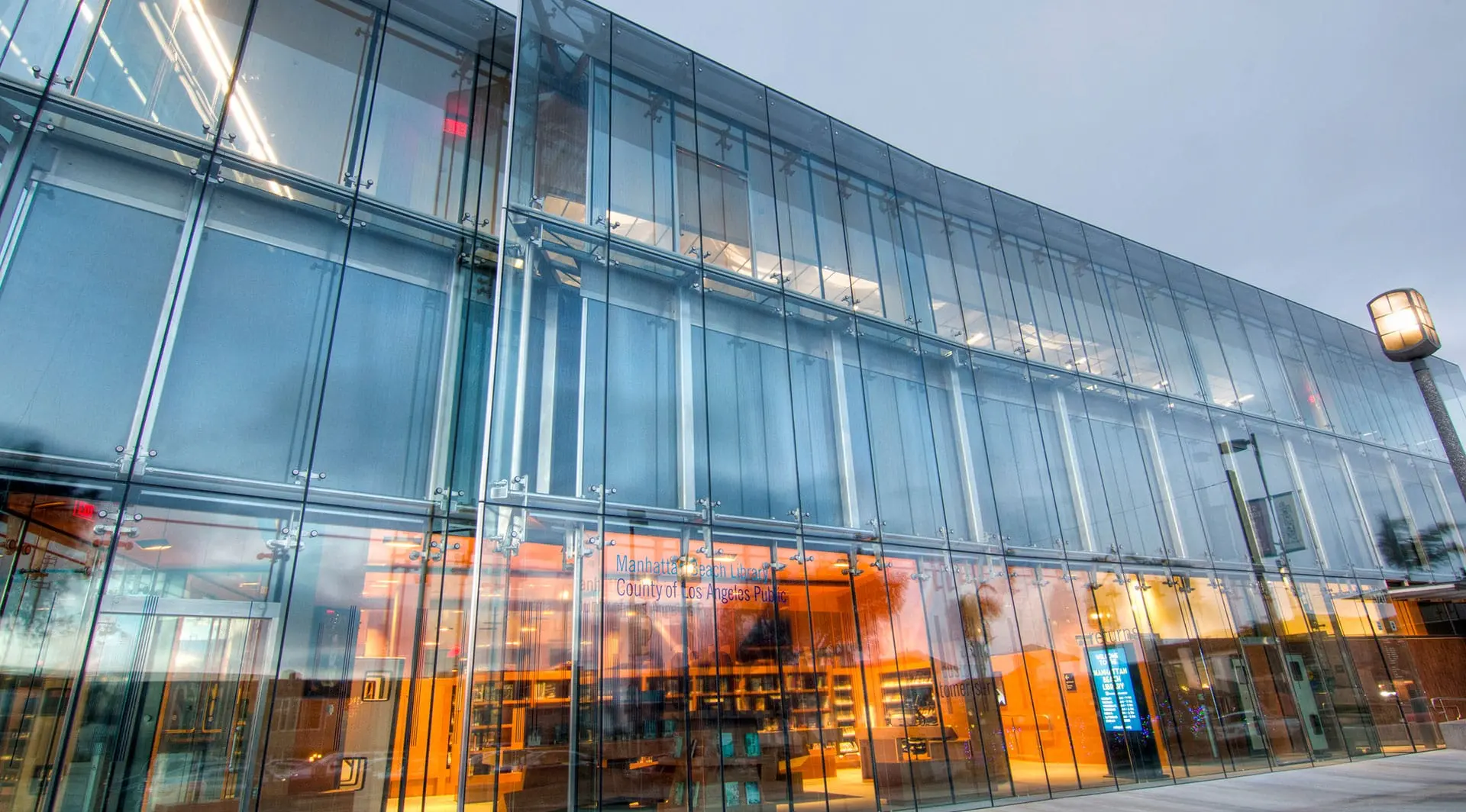 Manhattan Beach Public Library